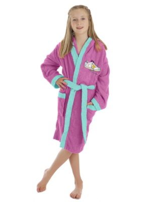 Albornoz niña con capucha 400gr (10-14 años) estampado SNEAKER Secaneta